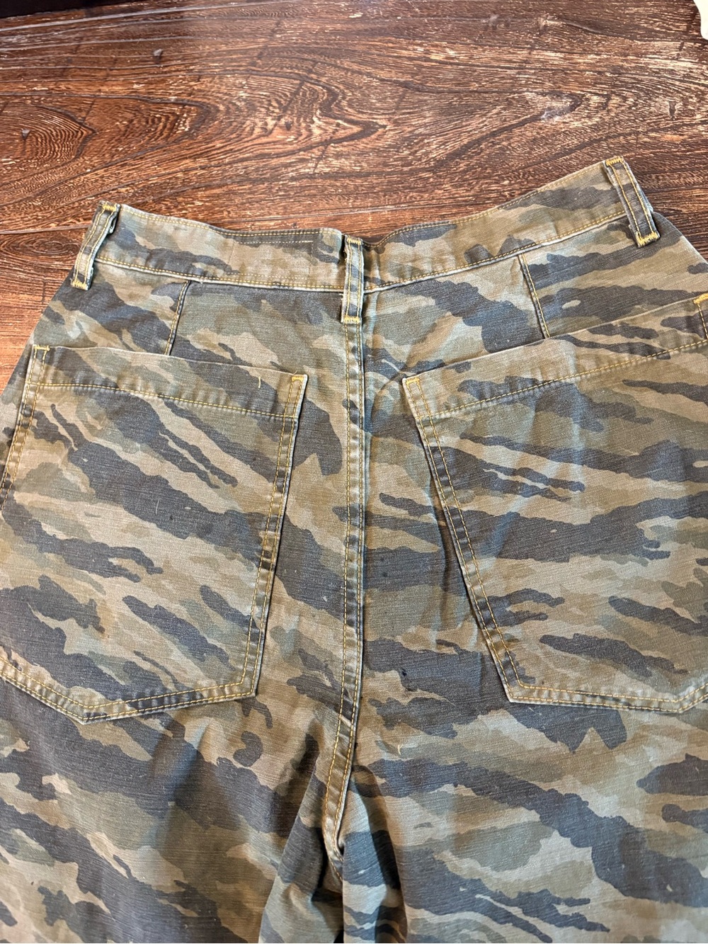 Imogene and Willie Service Trouser 28 Camo Brushstroke Camo NWT - Picture 14 of 16